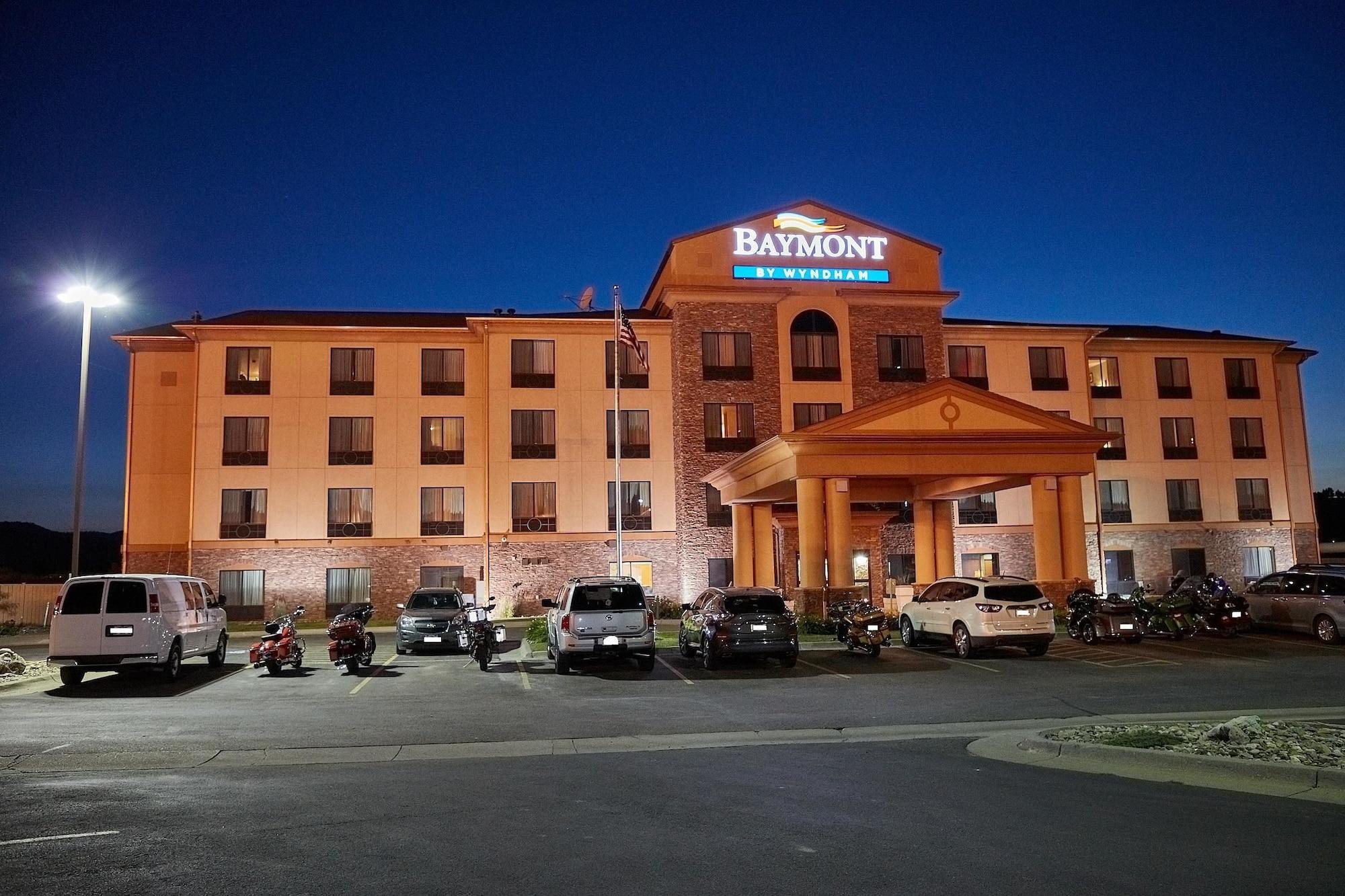 Baymont Inn & Suites By Wyndham Стърджис Екстериор снимка